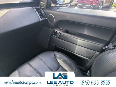 Used 2017 Land Rover Range Rover Sport HSE AWD/4WD image 16