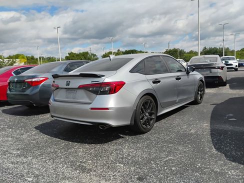 Used 2023 Honda Civic Sport image 3