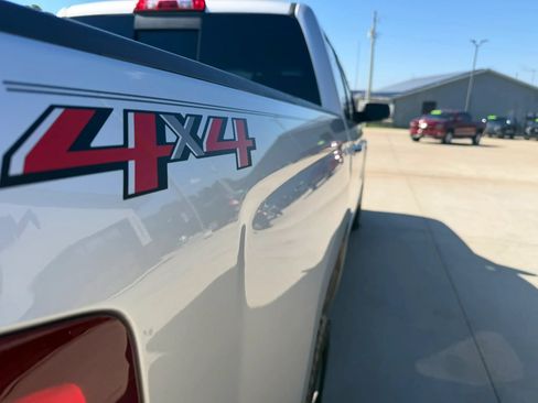 Used 2018 Chevrolet Silverado 1500 LTZ w/ Sport Package AWD/4WD image 60