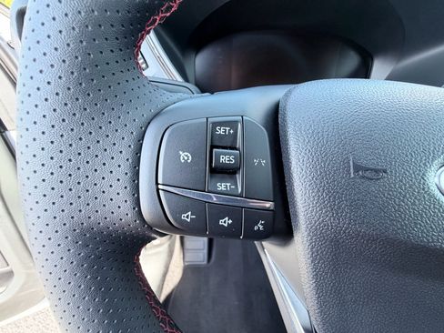 Used 2026 Ford Escape ST-Line FWD image 13