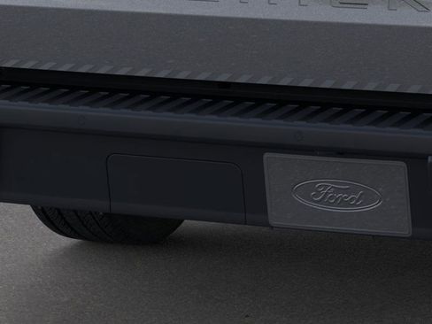 New 2025 Ford Maverick XL w/ Equipment Group 101A image 24