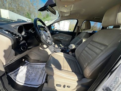 Used 2016 Ford Escape Titanium AWD/4WD image 9