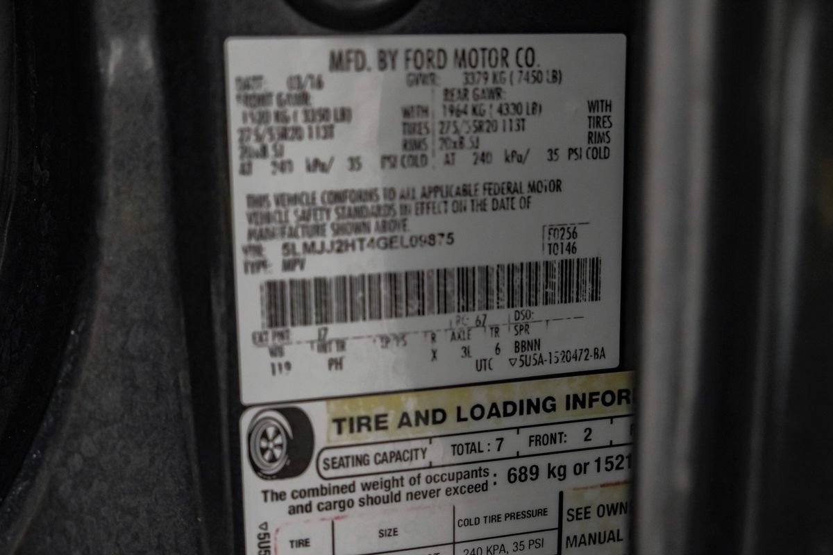 Used 2016 Lincoln Navigator Select RWD image 48