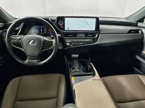 Used 2025 Lexus ES 350 w/ Premium Package FWD image 29