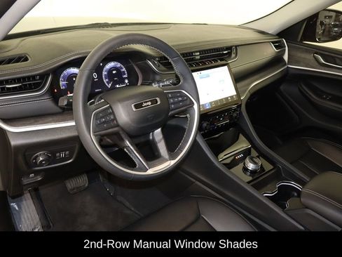 Used 2023 Jeep Grand Cherokee Limited w/ Luxury Tech Group II RWD image 24