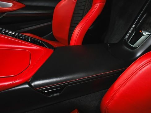 Used 2024 Chevrolet Corvette Stingray w/ Z51 Performance Package image 48