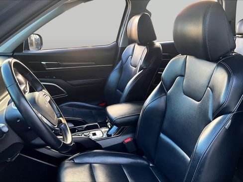 Certified 2025 Kia Telluride S AWD/4WD image 8