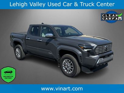 Used 2024 Toyota Tacoma Limited w/ Limited Package (LT)