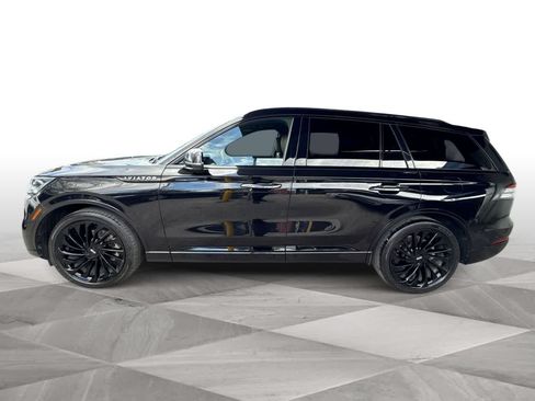 Used 2024 Lincoln Aviator Reserve w/ Equipment Group 201A RWD image 5