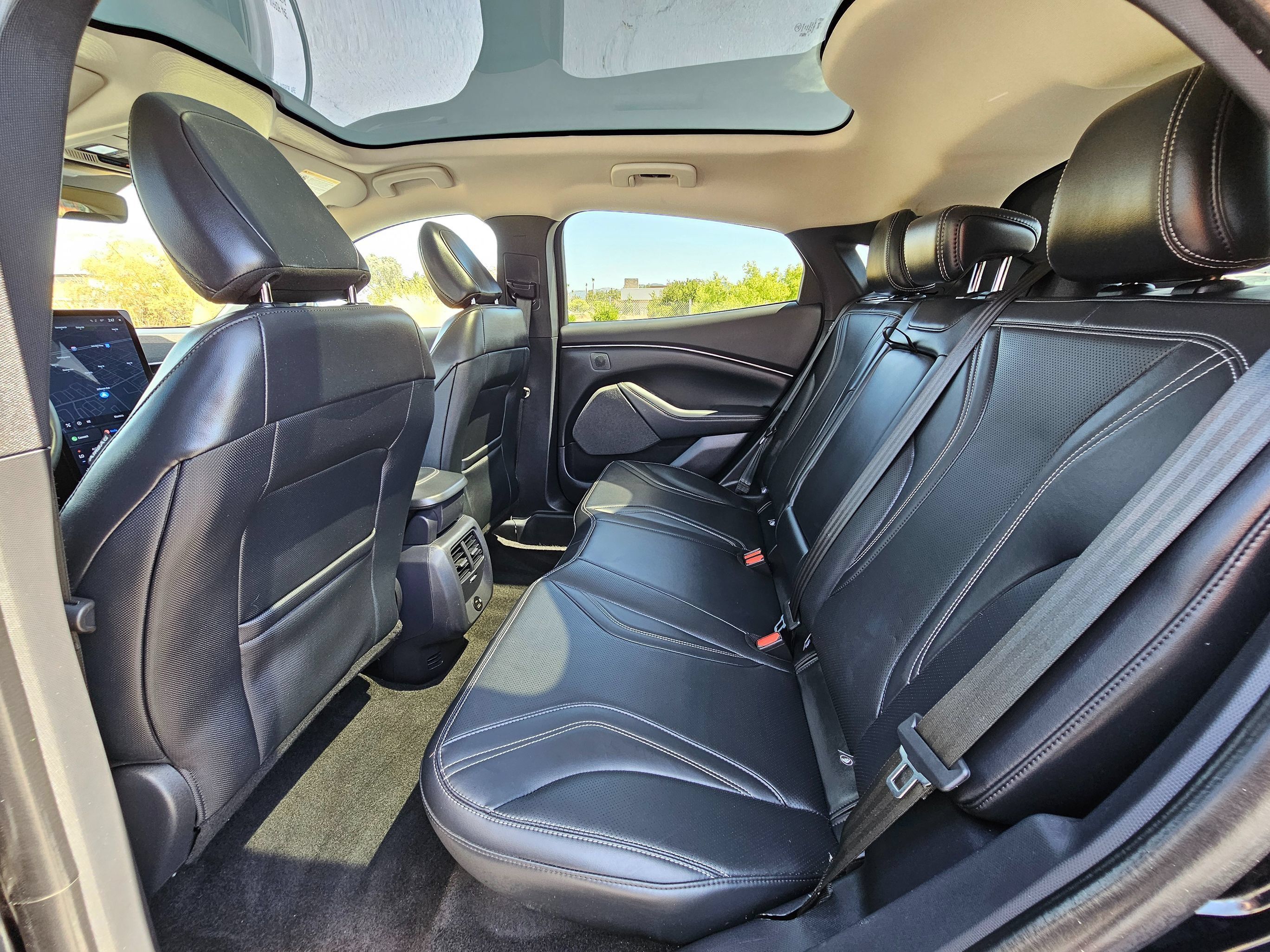 Used 2023 Ford Mustang Mach-E Premium AWD/4WD image 19
