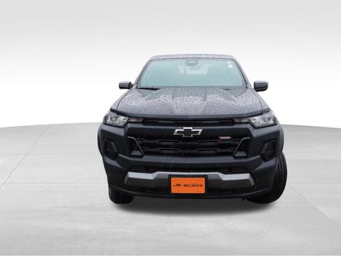Used 2023 Chevrolet Colorado Trail Boss w/ Advanced Trailering Package AWD/4WD image 13
