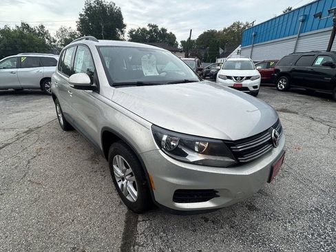 Used 2015 Volkswagen Tiguan S FWD image 14