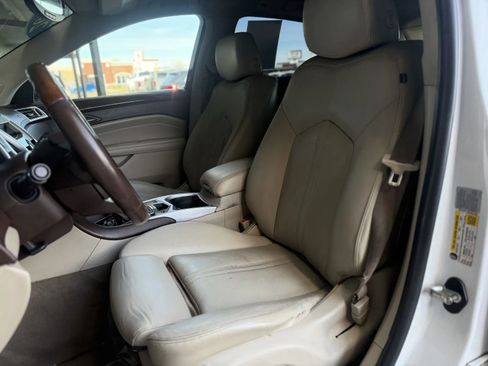 Used 2010 Cadillac SRX Premium image 14