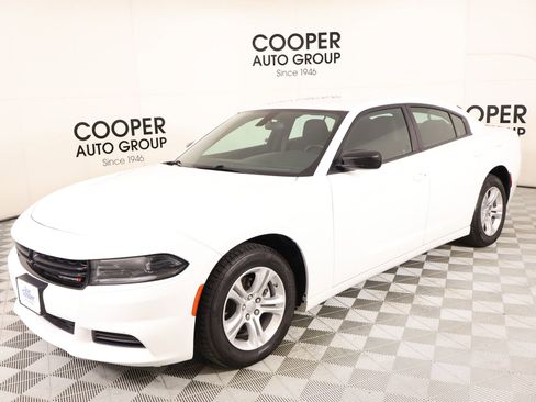 Used 2023 Dodge Charger SXT image 9