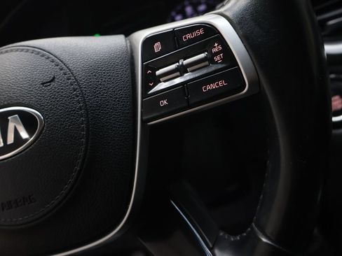 Used 2020 Kia Sorento S FWD image 21
