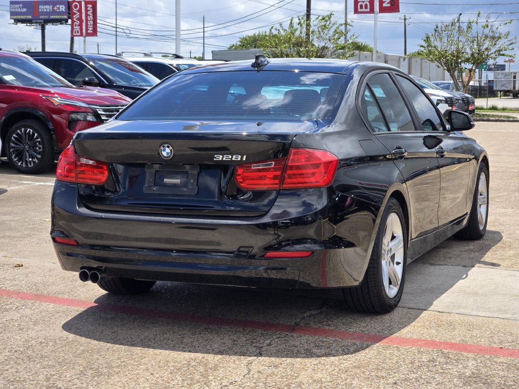 Used 2013 BMW 328i Sedan RWD image 4