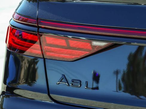 Used 2025 Audi A8 L 3.0T w/ Executive Package AWD/4WD image 9