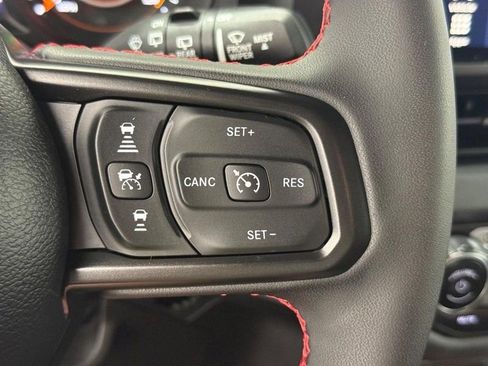 Used 2024 Jeep Wrangler Unlimited Rubicon AWD/4WD image 15