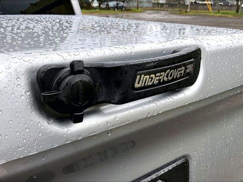 Used 2021 Toyota Tacoma TRD Off-Road w/ Technology Package image 38