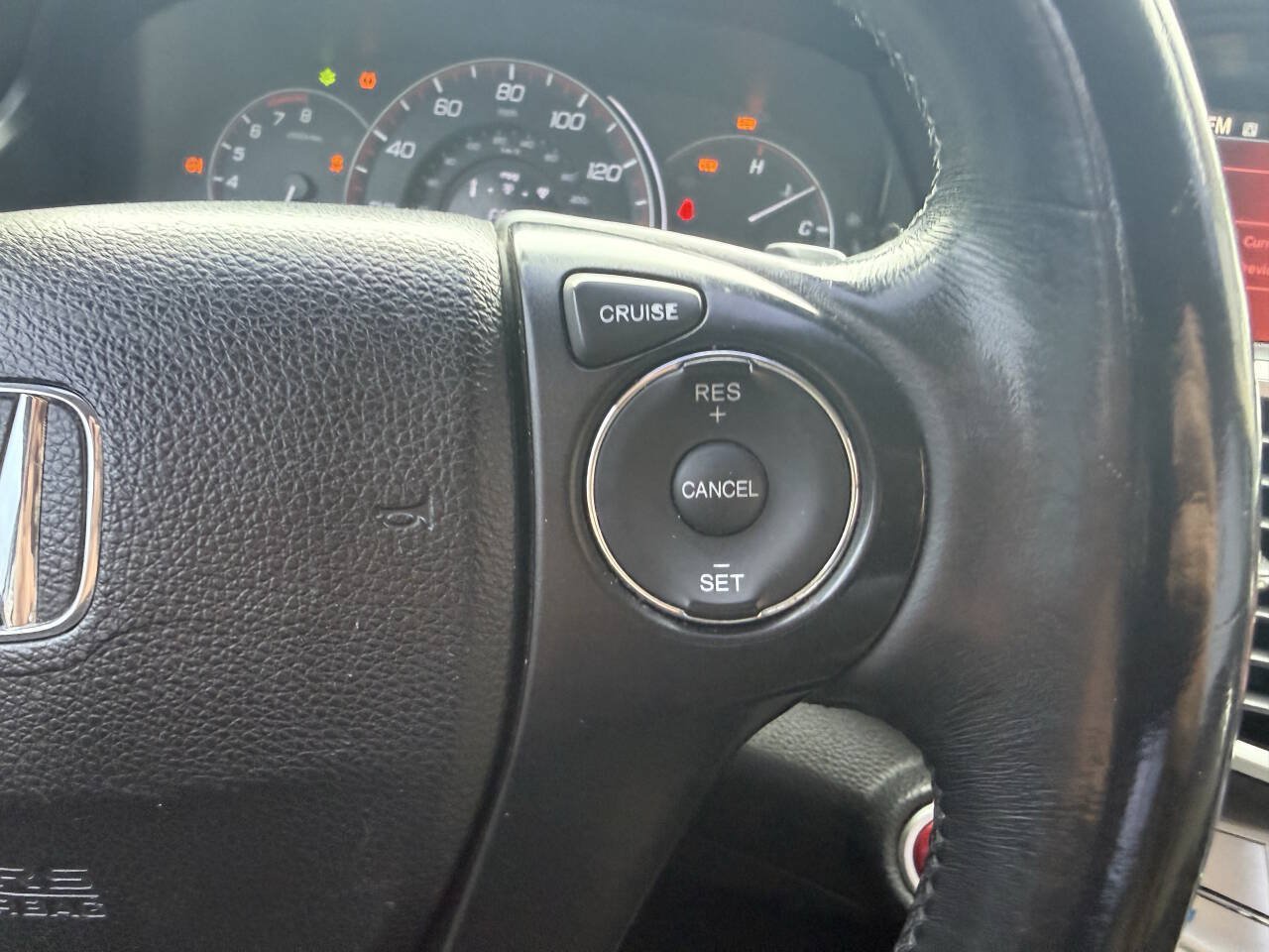 Used 2014 Honda Accord EX-L image 21