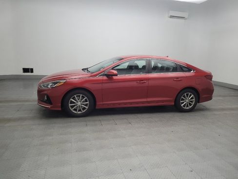 Used 2018 Hyundai Sonata SE FWD image 2