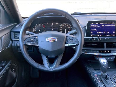 Certified 2025 Cadillac CT4 Luxury image 5