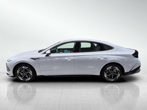 Certified 2026 Hyundai Sonata SEL FWD image 4