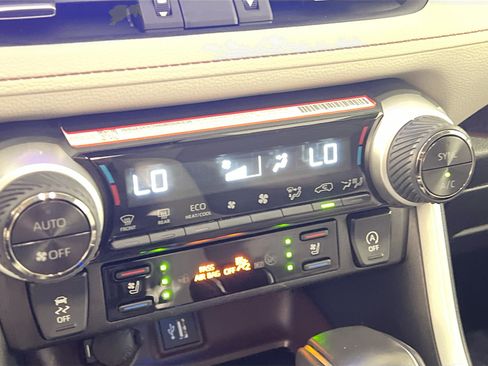 Used 2025 Toyota RAV4 Limited w/ Advanced Technology Package FWD image 26
