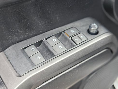 Used 2021 Toyota Tacoma TRD Sport w/ Technology Package image 18