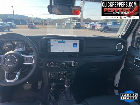 Used 2024 Jeep Wrangler Sahara w/ Technology Group image 15