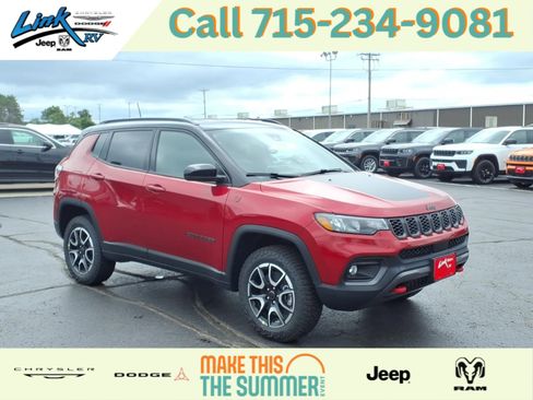 New 2026 Jeep Compass Trailhawk w/ Trailer Tow Group AWD/4WD image 1