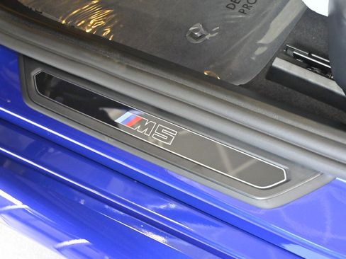 New 2026 BMW M5 w/ Carbon Package image 12