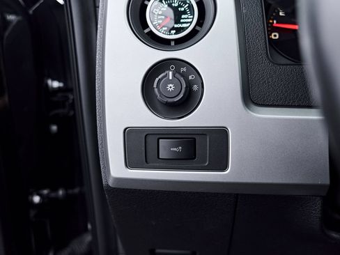 Used 2013 Ford F150 Raptor w/ Luxury Equipment Group AWD/4WD image 52