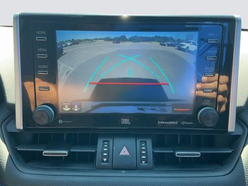 Used 2020 Toyota RAV4 XSE AWD/4WD image 9