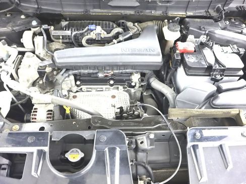 Used 2019 Nissan Rogue S AWD/4WD image 23