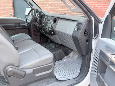 Used 2013 Ford F250 XL w/ PWR Equipment Group AWD/4WD image 16