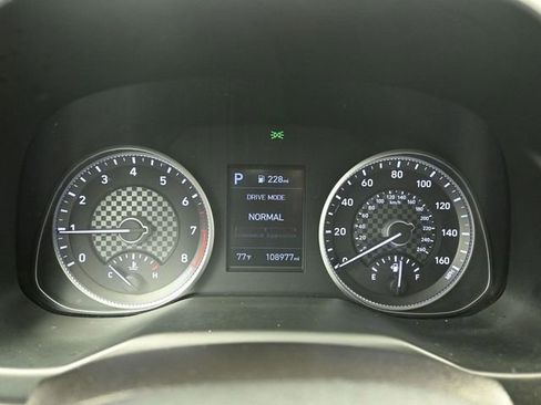 Used 2019 Hyundai Elantra SEL image 10