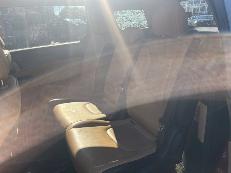 Used 2023 Kia Carnival LX FWD image 10