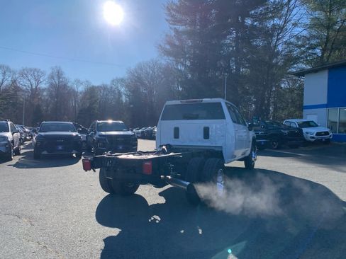 New 2026 Chevrolet Silverado 3500 LT w/ Convenience Package image 6