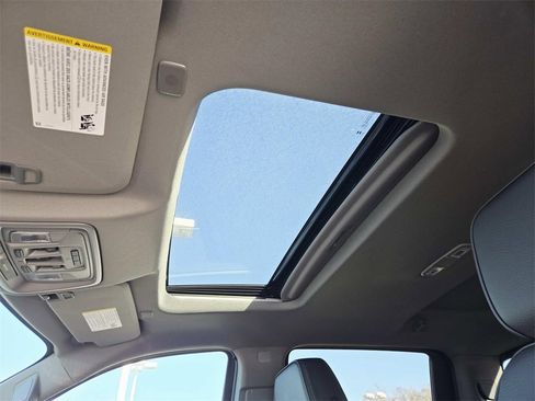 New 2026 GMC Sierra 1500 Denali w/ Denali Reserve Package image 9