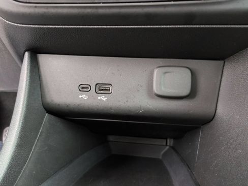Used 2025 Buick Encore GX Preferred FWD image 21