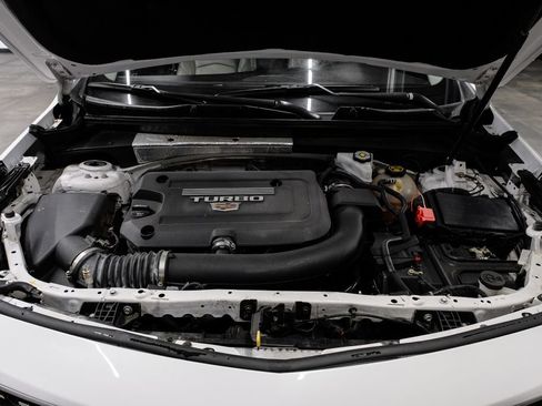 Used 2021 Cadillac XT4 Premium Luxury FWD image 57