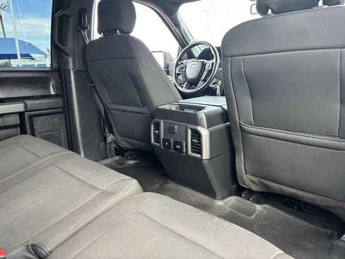Used 2018 Ford F150 XLT w/ Equipment Group 302A Luxury AWD/4WD image 14