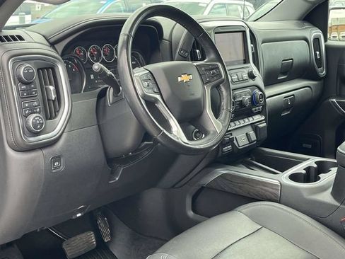 Used 2021 Chevrolet Silverado 1500 LTZ w/ LTZ Premium Package AWD/4WD image 12