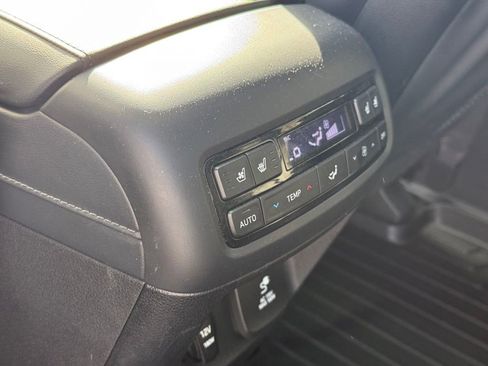 Used 2022 Hyundai Palisade Calligraphy AWD/4WD image 17