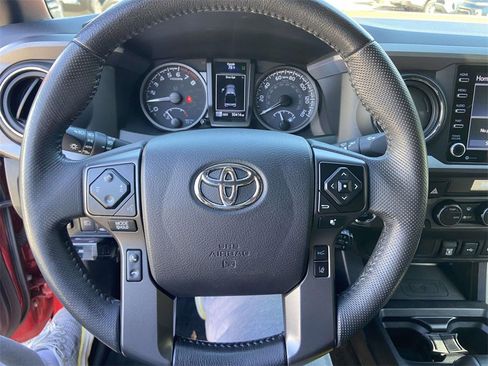 Used 2021 Toyota Tacoma TRD Off-Road image 30