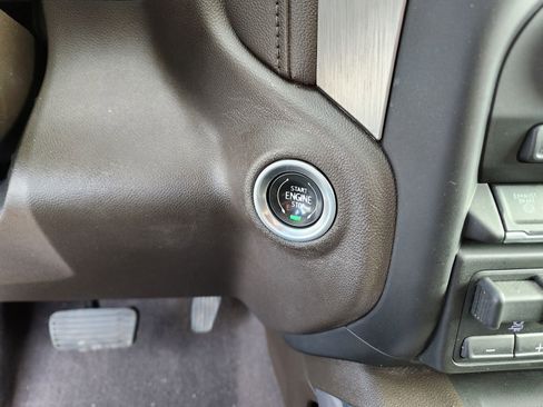 Used 2023 GMC Sierra 2500 Denali image 19