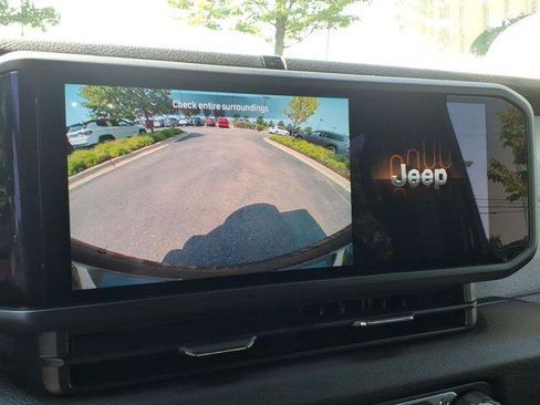 Certified 2025 Jeep Wrangler Unlimited Sport AWD/4WD image 19
