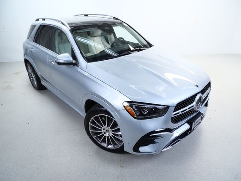 Certified 2026 Mercedes-Benz GLE 350 4MATIC image 4
