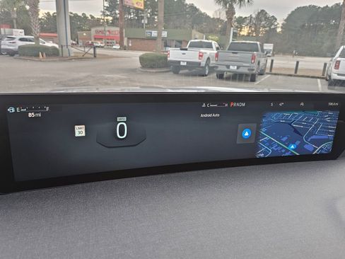 New 2026 Ford Expedition Active image 16